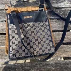 Authentic Gucci GG Monogram Messenger Crossbody Bag in Navy